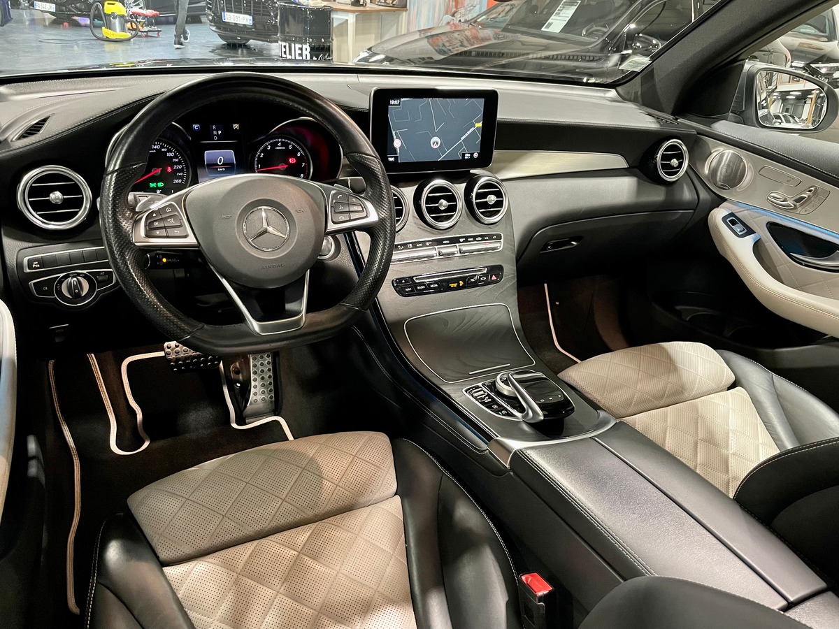 Mercedes-Benz Class GLC 300 Designo 245 4Matic BVA9 Full f