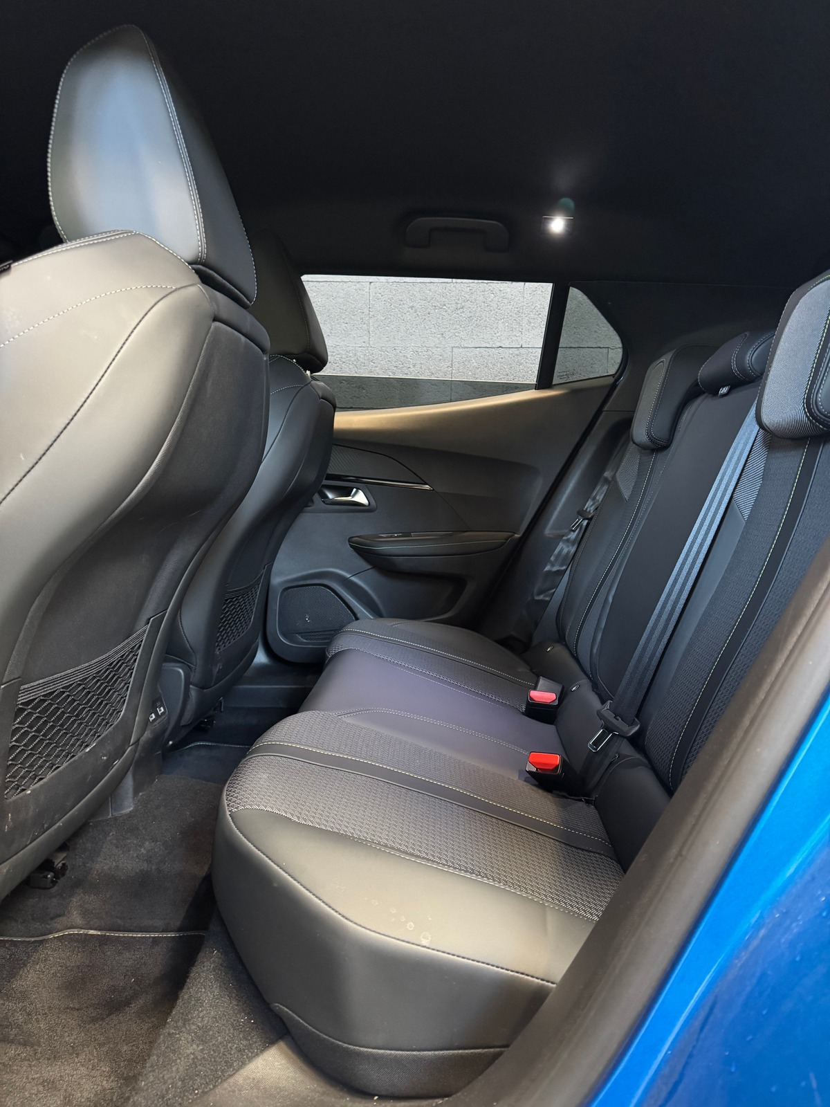 Peugeot 2008 GT 1.5 BLUE HDI