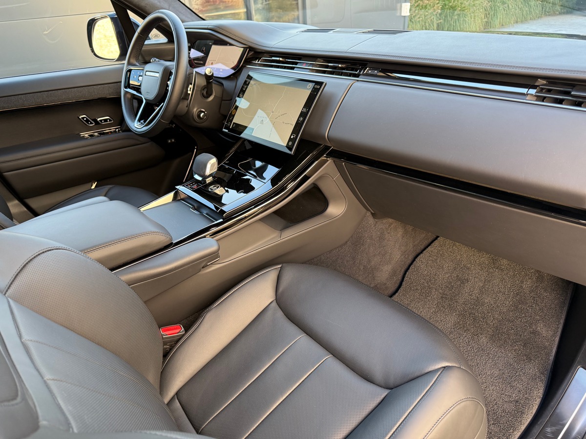 Land-Rover Range Rover Sport P550E HYBRIDE AUTOBIOGRAPHY / FRANCAIS / 72578 KMS