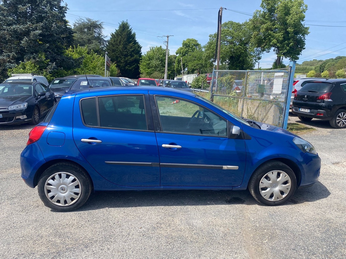 RENAULT Clio 3 phase 2 1.5 dci 205050km