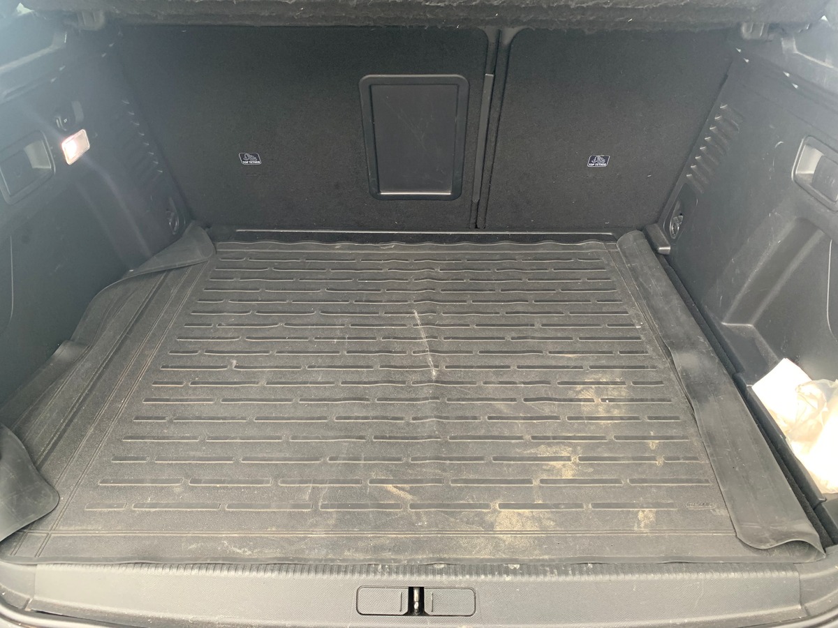 Peugeot 3008 130 ch | Allure | Toit ouvrant panoramique | Caméra recul | Attelage | Apple car play