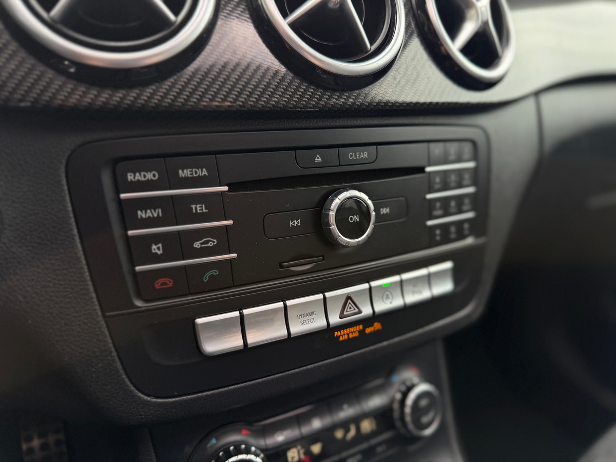 Mercedes-Benz Classe B 200 CDi Pack AMG fascination 2.1 CDi 7G-DCT 136 cv