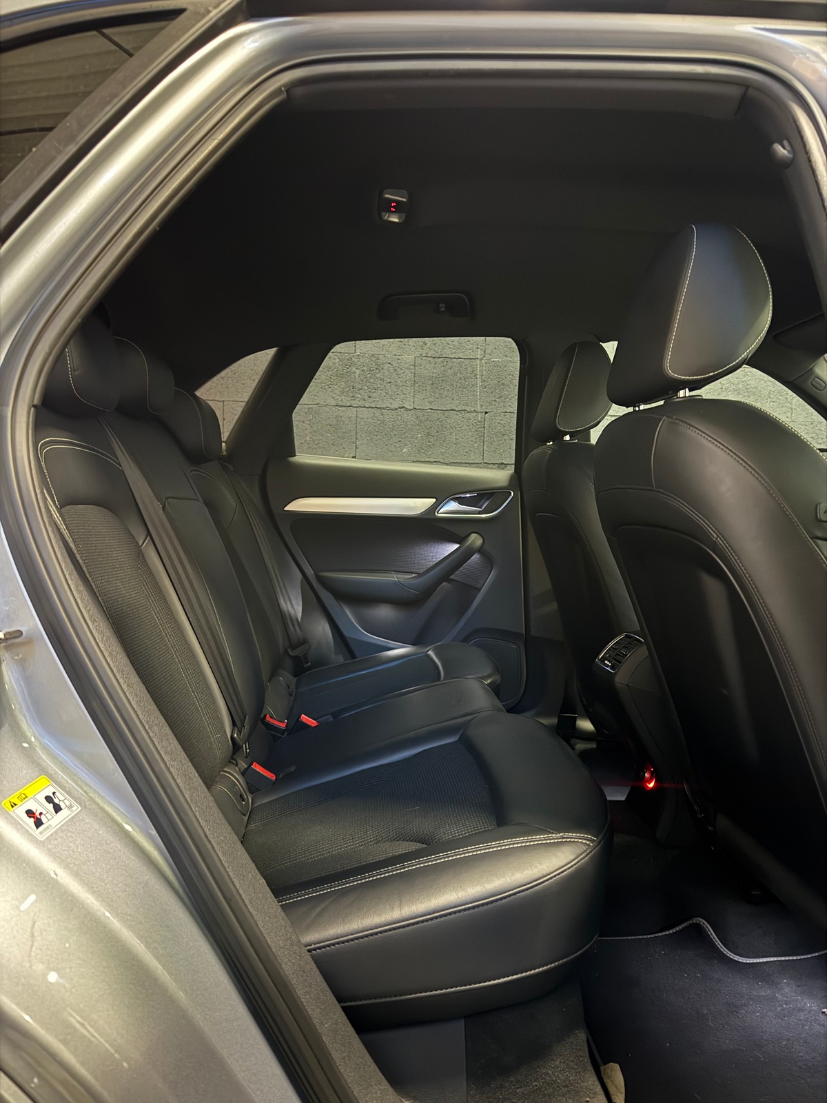 Audi Q3 2.0 TDI 120 MIDNIGHT SERIES SUIVI FULL AUDI