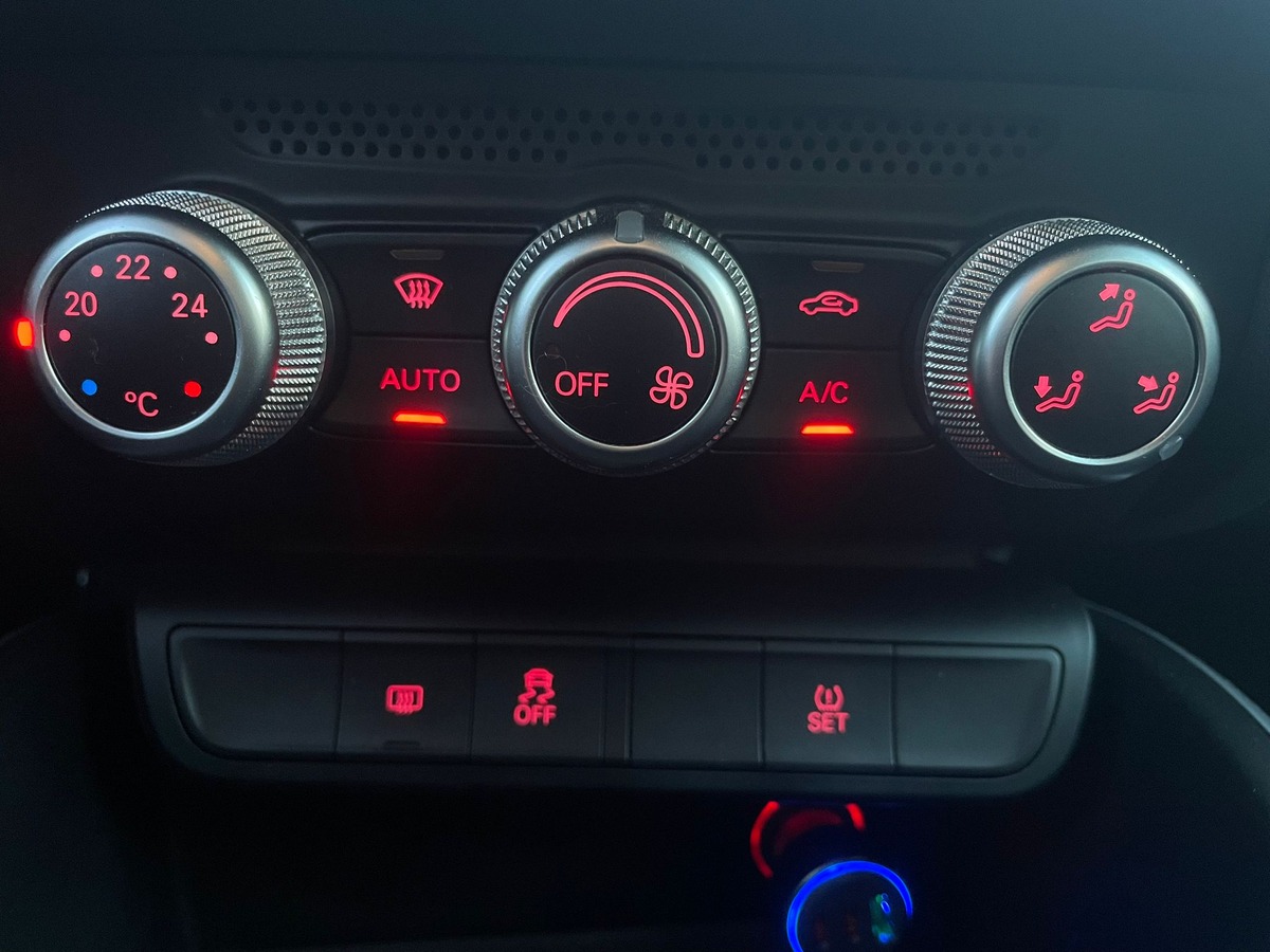 Audi A1 Sportback 1.6 tdi 105 Ambition BVM