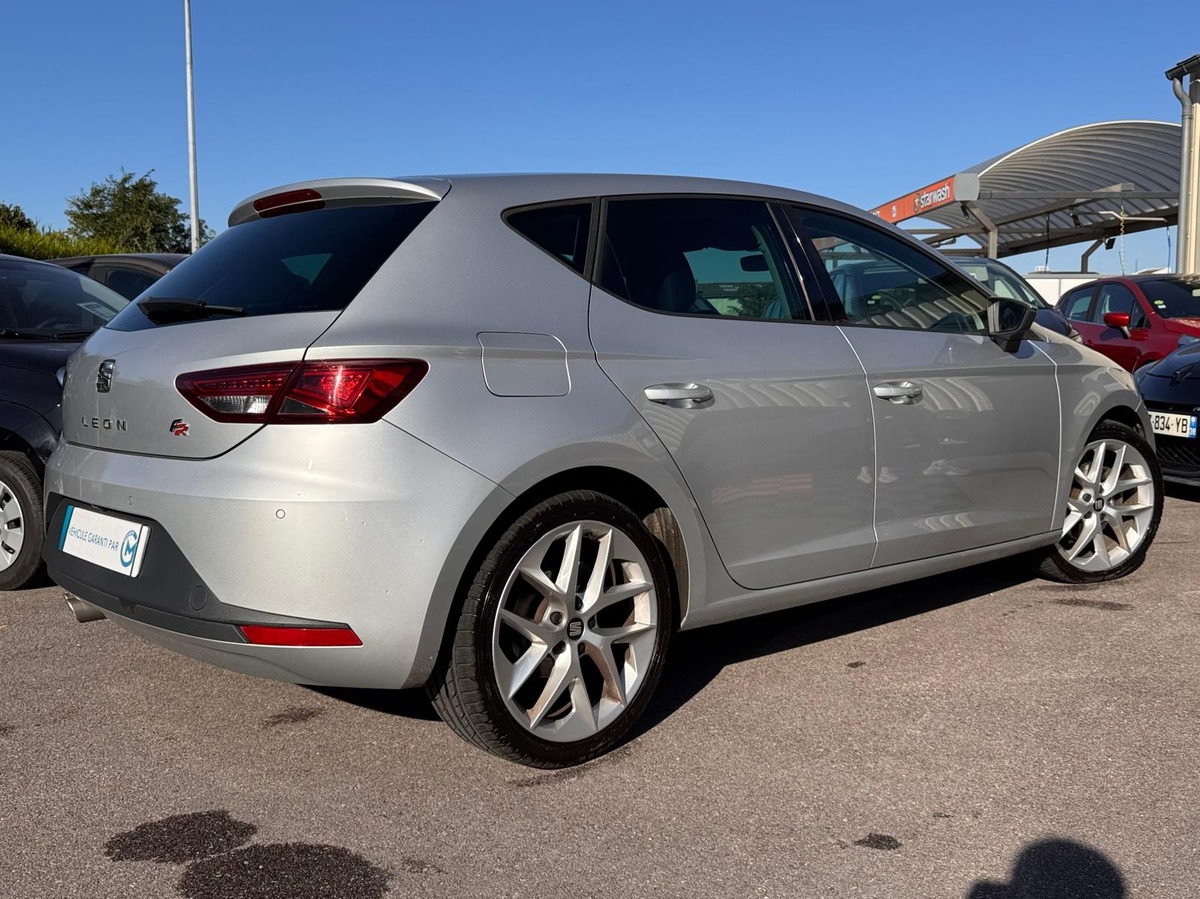 Seat Leon 2.0 tdi 150 FR / Distribution OK / Caméra / Carplay