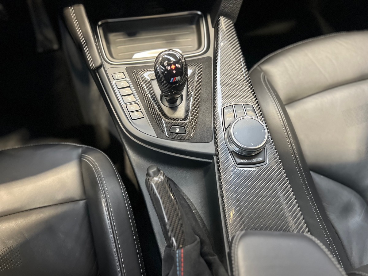 Bmw M3 (F80) II COMPETITION 3.0 450 DKG7 AZURIT METALLIC BLACK