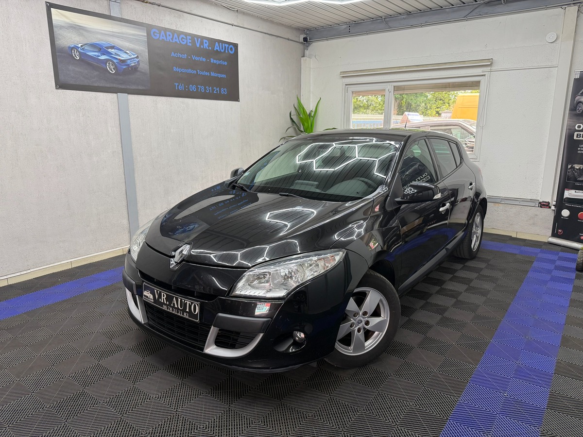 RENAULT Megane III 1.5 dCi 110ch DYNAMIQUE 1ERE MAIN GARANTIE 6 MOIS