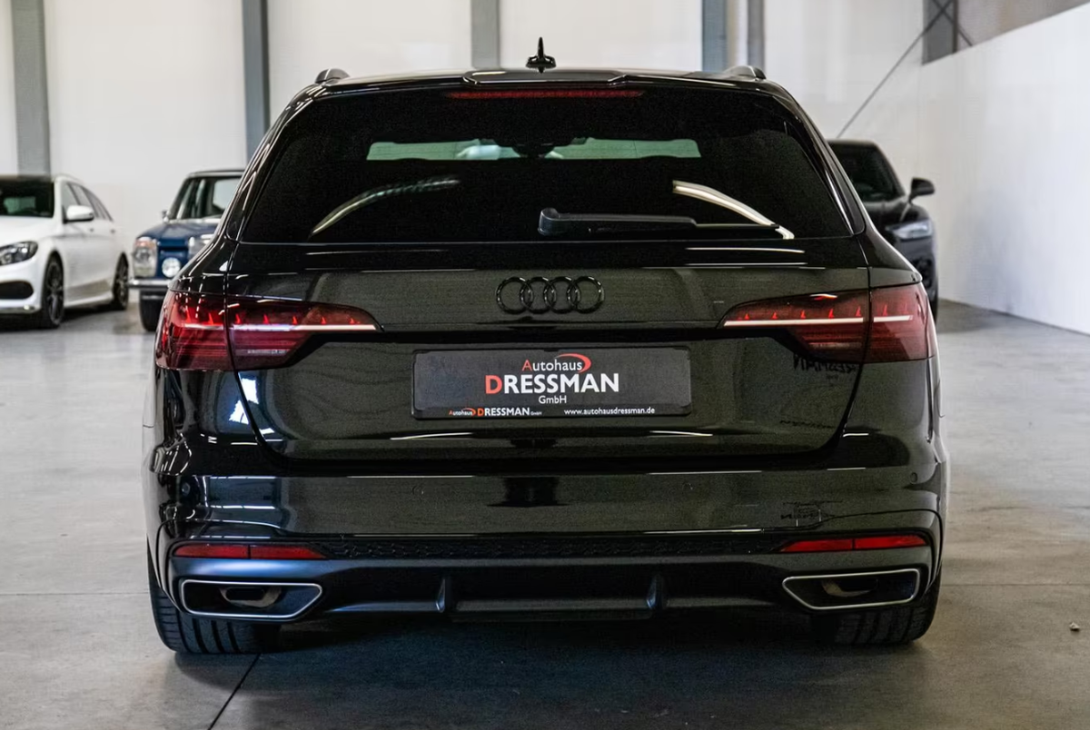 Audi A4 Avant V 40 TFSI 204ch S line S tronic 7 Pack Competition Bang&Olufsen Toit ouvrant