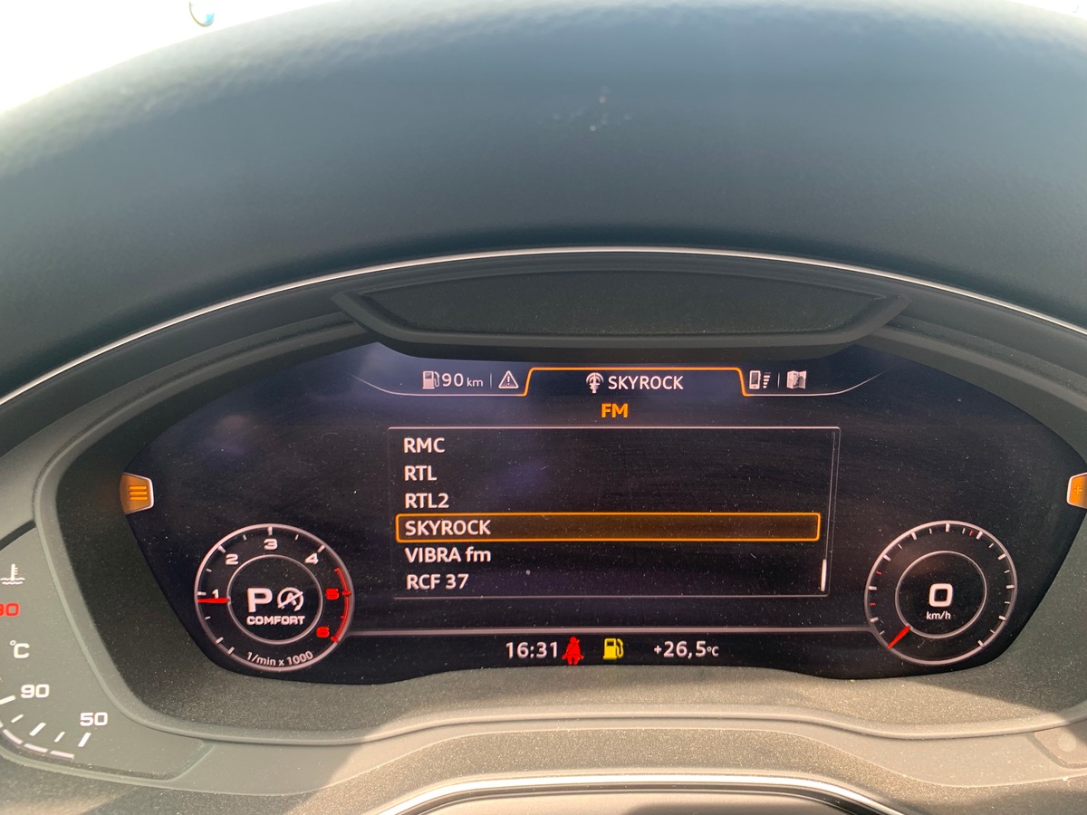 Audi A5 Cabriolet 190 ch | Design Luxe | Caméra de recul | Cuir | Drive select | Régulateur vitesse