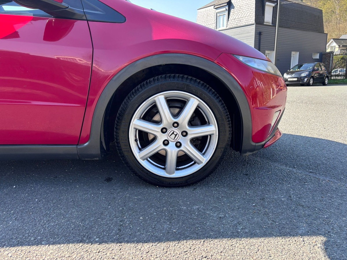 Honda Civic 2.2 CTDI 140 Elegance - Révisée - Garantie