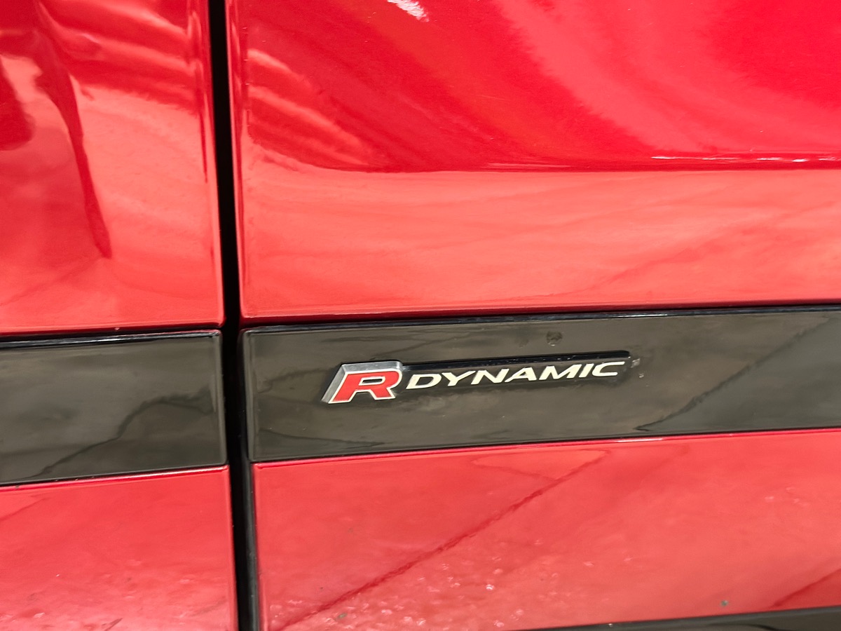 Land-Rover Range Rover Evoque Mark II P300e AWD R-Dynamic BVA8 309 ch