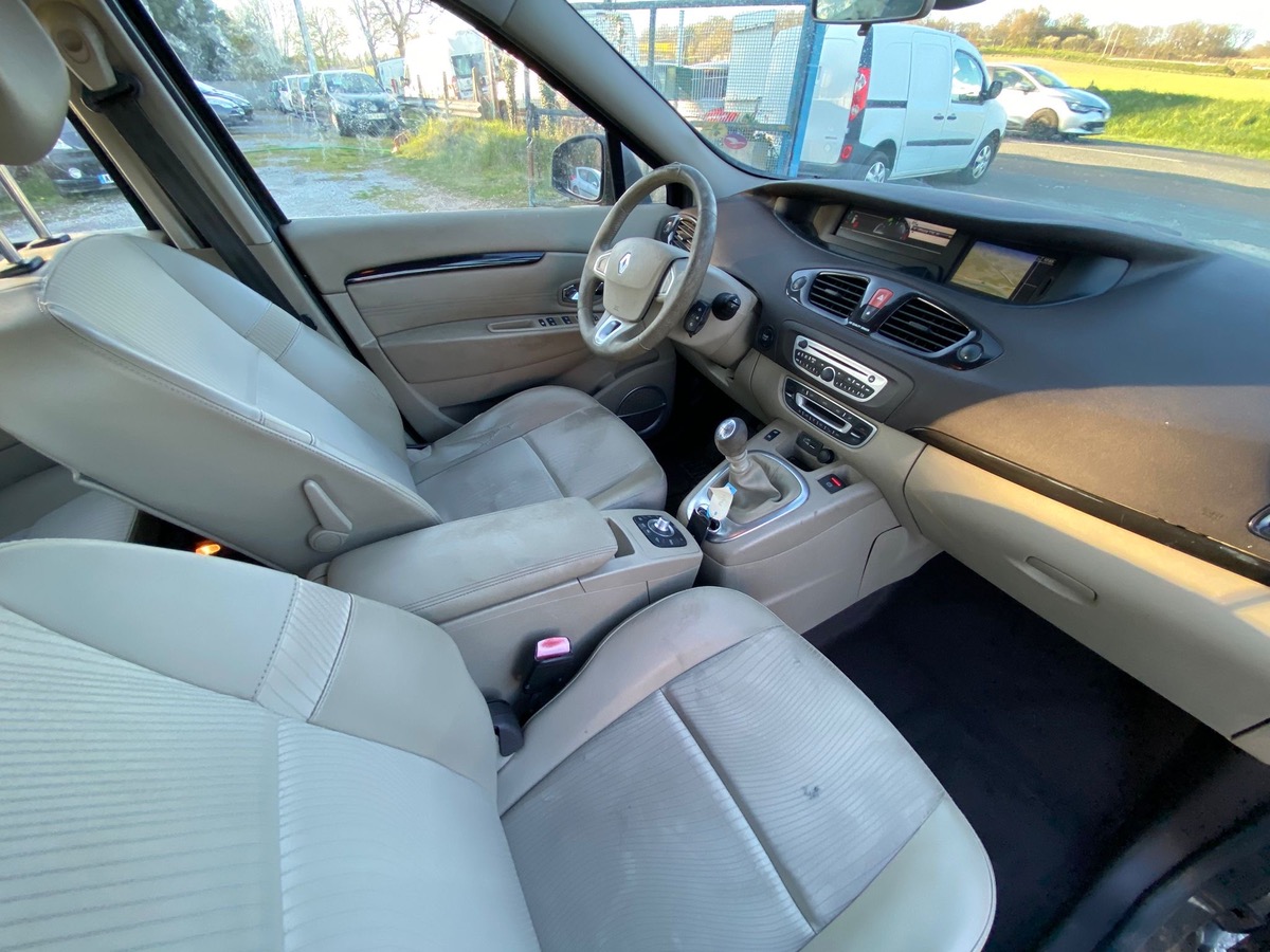 RENAULT Scenic III 1.6 dci 130cv moteur à chaîne 