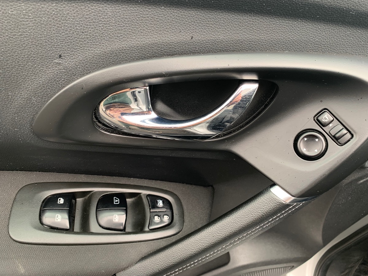 RENAULT Kadjar 110 ch | Business | Crochet d'attelage | Régulateur de vitesse | Radar avant arriére