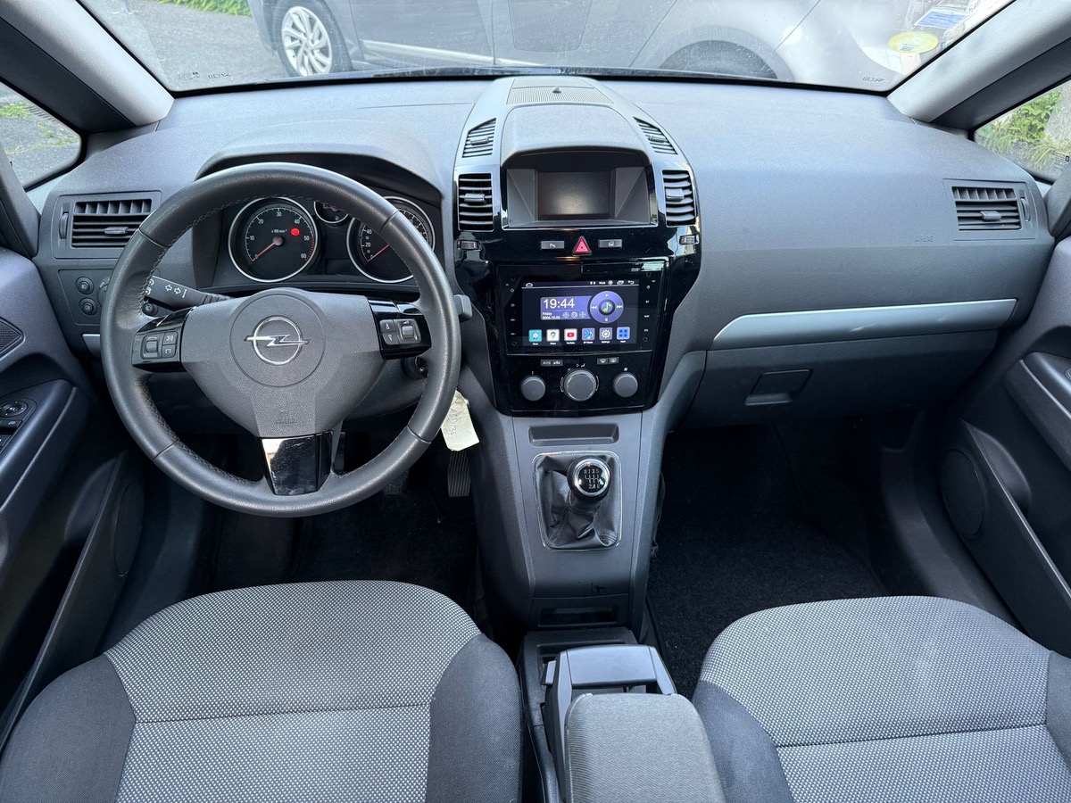 Opel Zafira 1.7 CDTI 125 CV Connect pack 7 place 1er main garantie 6 mois