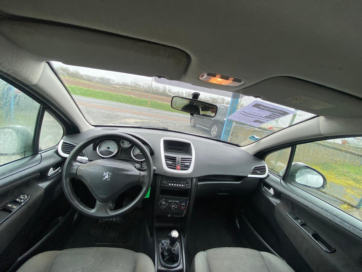 Peugeot 207 1.4 hdi 70cv 2990eu