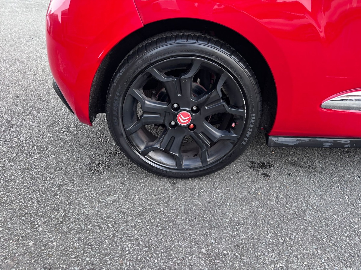 Citroën DS3 1.6 e-HDi 112 SportChic - Révisée - Garantie