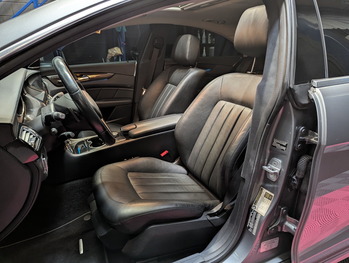 MERCEDES CLS 500 BlueEfficiency  SUIVI COMPLET MERCEDES