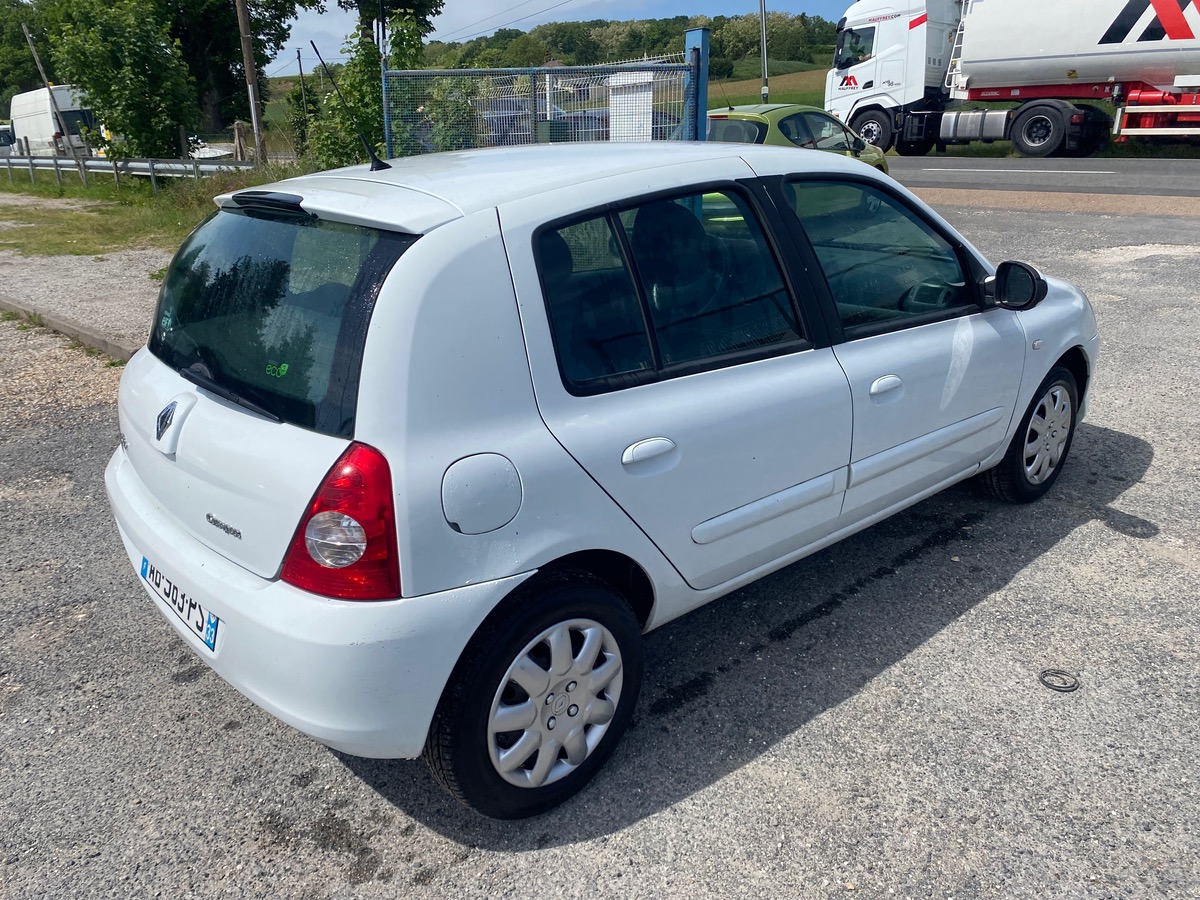 RENAULT Clio campus 1.5 dci 65cv très propre 099180km