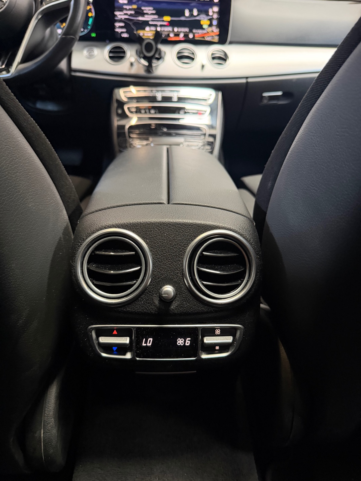 Mercedes Benz CLASSE E 300 e 2.0 i 16V 320 EQ Power 9G-TRONIC 211 cv Boîte auto
