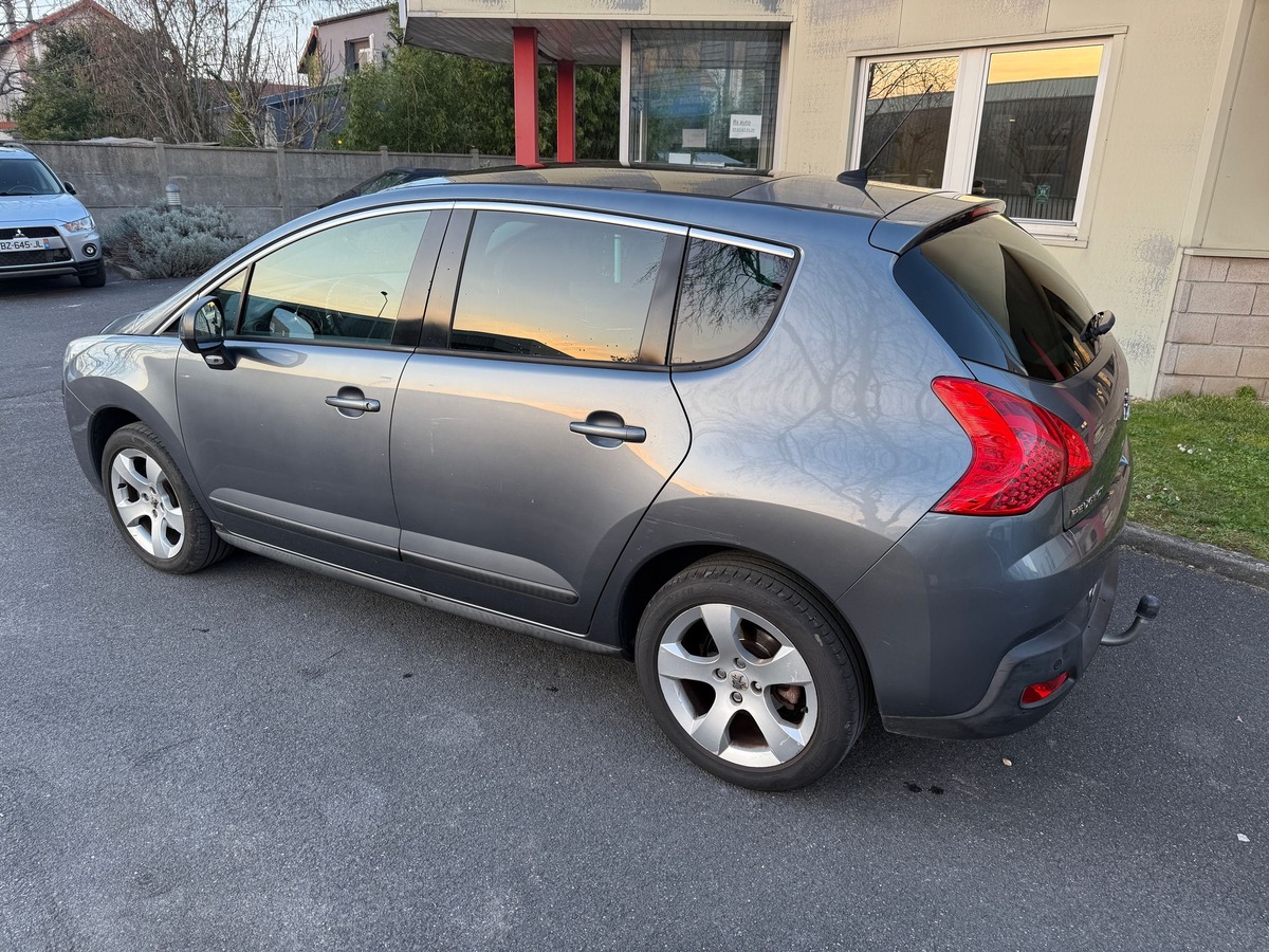 Peugeot 3008 1.6 HDI 112 CV 1er mains 4XCBL