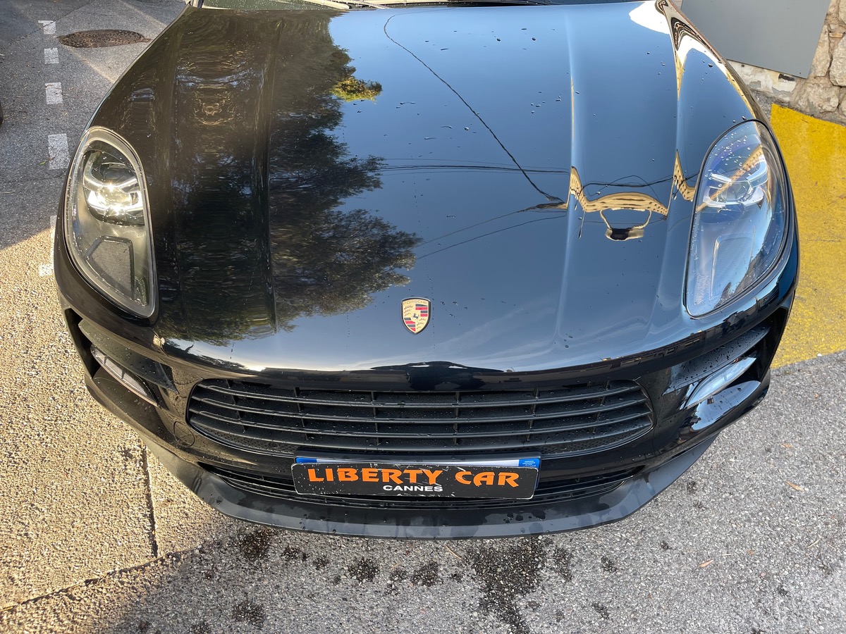 Porsche Macan 2.0 245 CV AWD / Pack Chrono / Toit Ouvrant / Pack Black /Echappement Sport/Jantes 911