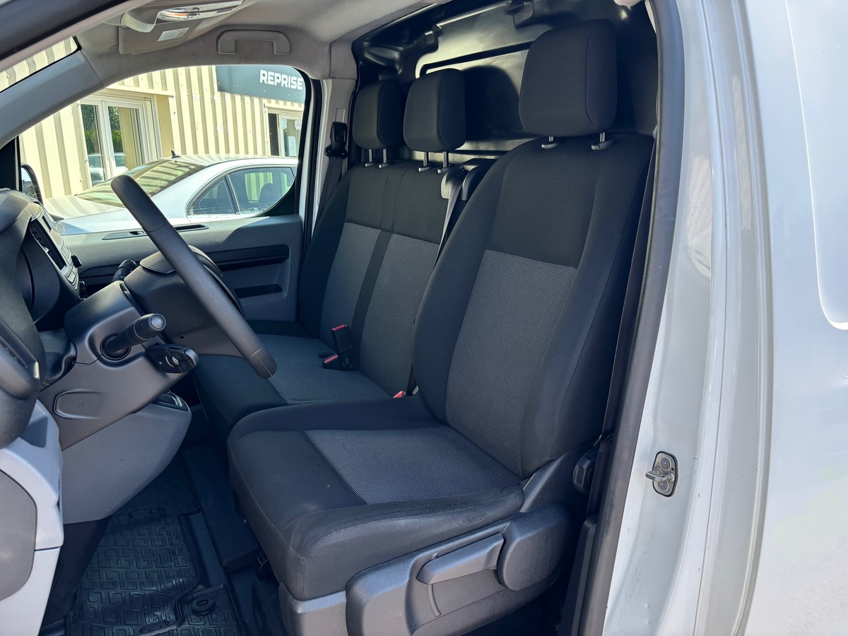 Peugeot Expert L2H1 2.0 120 BVM6 Premium Pack