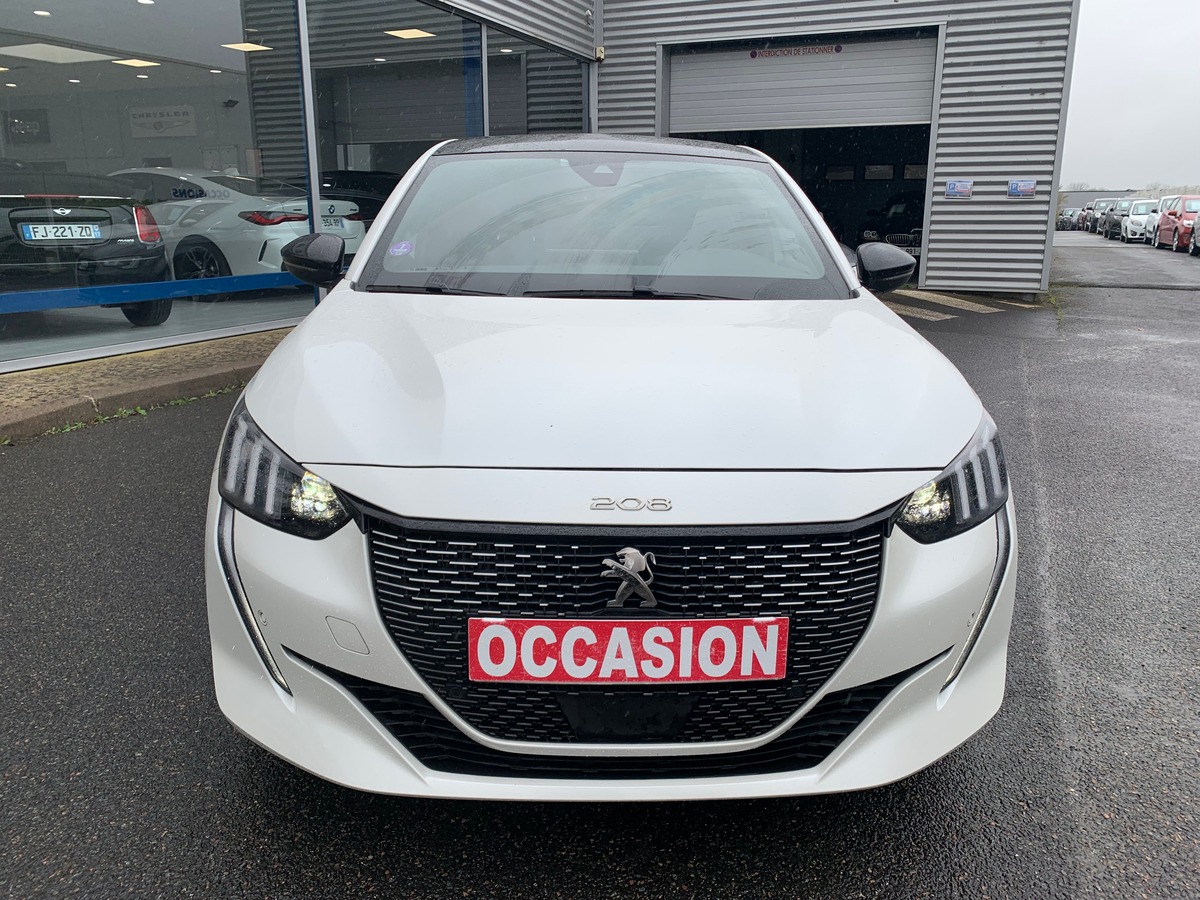 Peugeot 208 130 | GT | Toit panoramique | Caméra recul | Avertisseur angles morts | Apple car play
