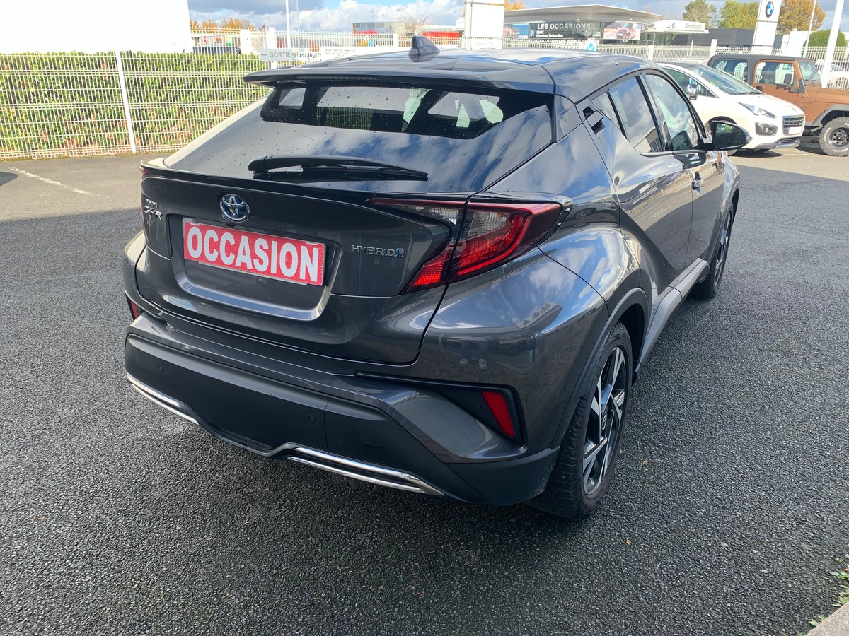 Toyota C-HR 184 ch | Attelage | GPS | Radio JBL | Caméra recul | Radar stationnement arriére, avant