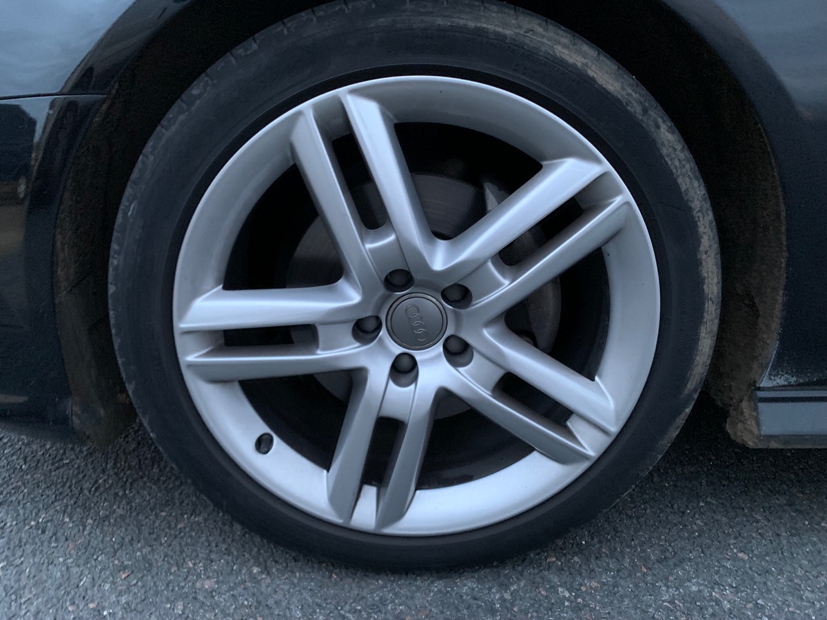 Audi A6 Avant 190 | S-line | Chauffage des sièges avant | Régulateur de vitesse | Coffre électrique