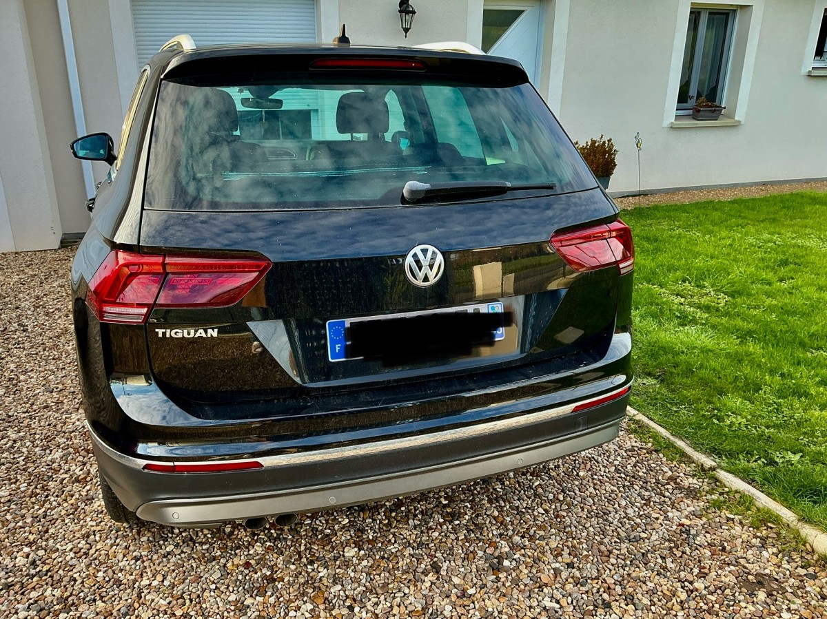 Volkswagen Tiguan 150 ch | Carat | GPS Cartographique | Palettes changement vitesses au volant
