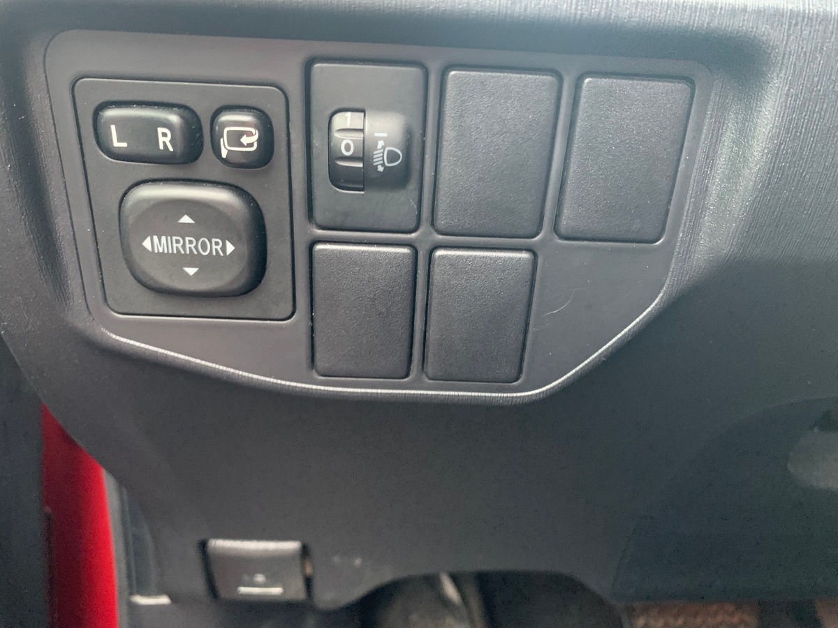 Toyota Prius 136 ch | Dynamic | Caméra de recul | Régulateur de vitesse | Climatisation