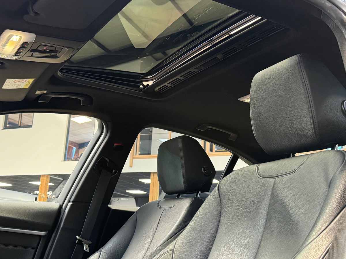 Bmw Série 3 (F30) 330E 252CV PLUG IN HYBRID LUXURY TO / HUD  OPTIONS + l