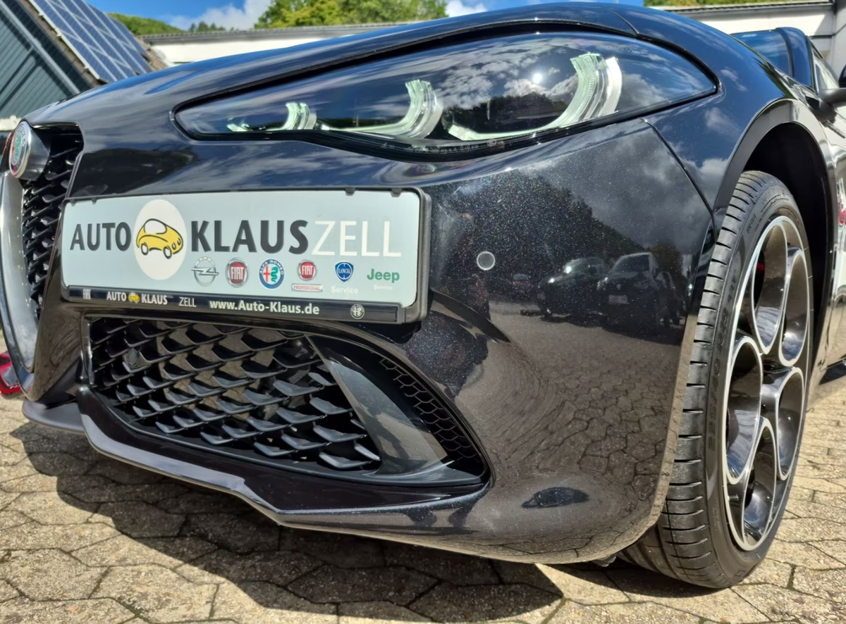 Alfa Romeo Giulia 2.0T 280ch Competizione Q4 AT8 Toit ouvrant Harman-Kardon