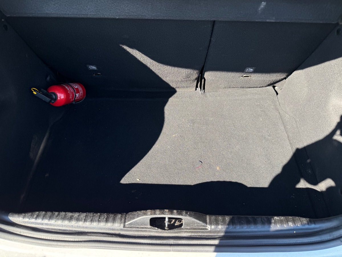 Citroën C3 Phase 3 Shine S&S 110 cv - Carnet d'entretien complet - Courroie changée - Apple Carplay