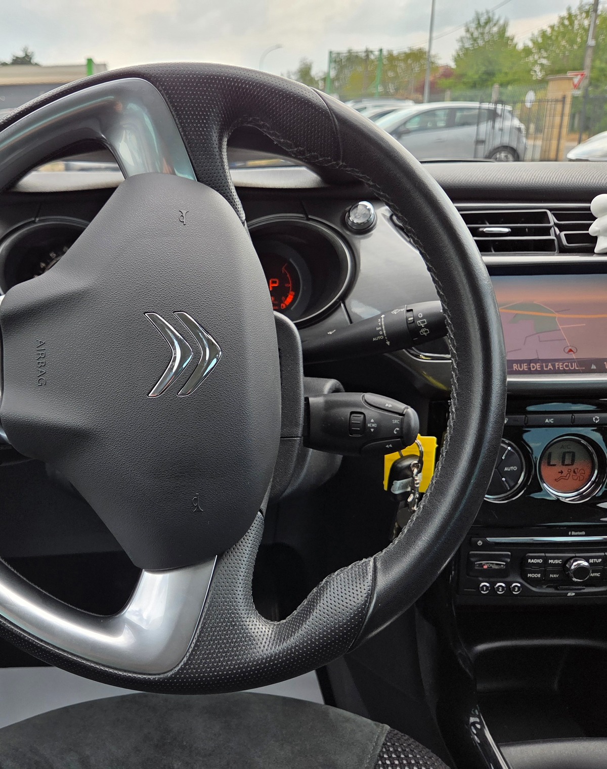 Citroën C3 PHASE II 1.6 VTI 120 CV EXCLUSIVE / BOITE AUTOMATIQUE / FAIBLE KILOMÉTRAGES