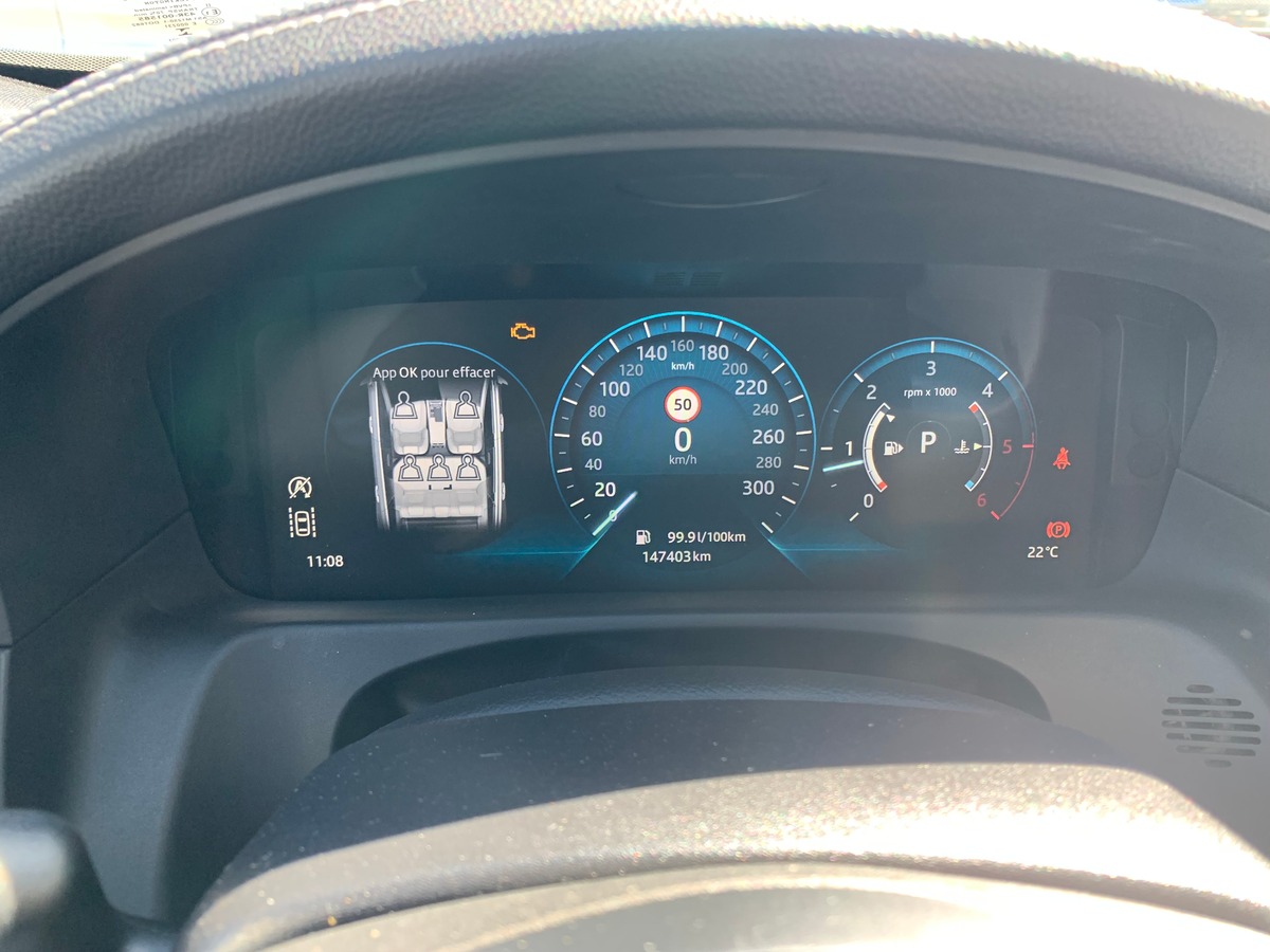 Jaguar XF Sportbrake 240 ch | R Sport | AWD | Toit panoramique | Caméra de recul | Apple car play