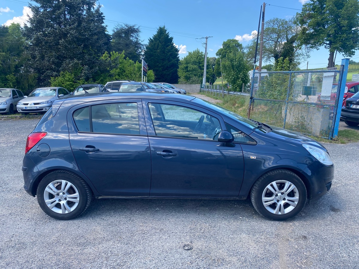 Opel Corsa 1.3 cdti 90cv automatique 100100km du 11/2009