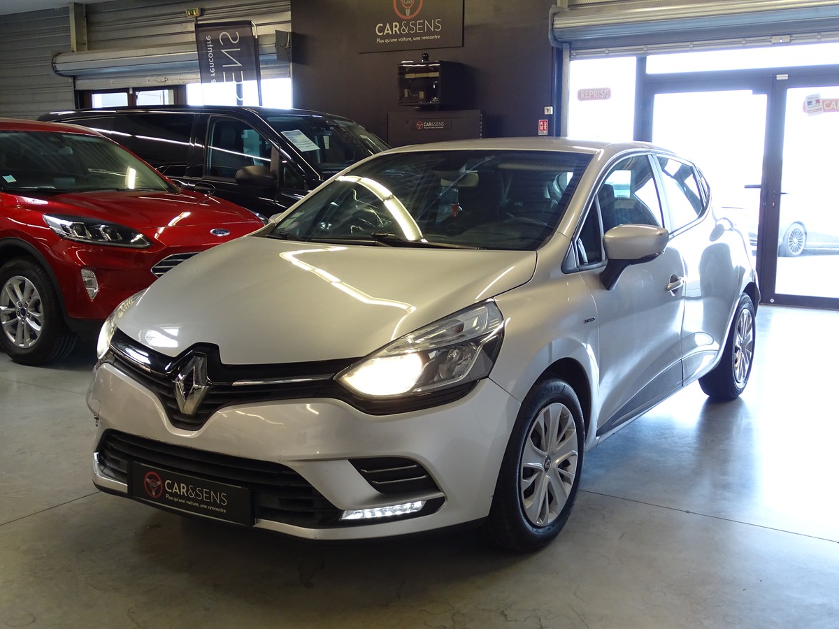 RENAULT Clio IV 1.2 16V 75