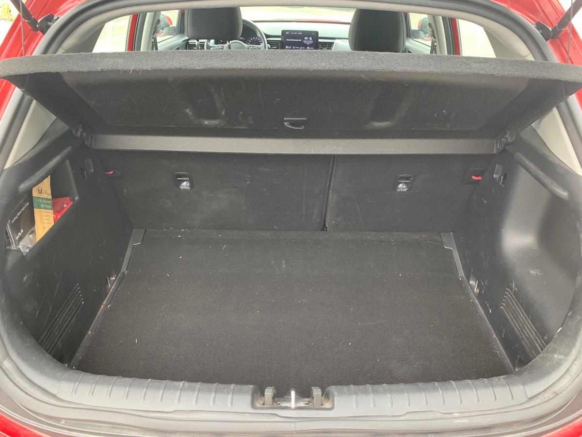 Kia Stonic 120 ch | Active | Caméra recul | Apple Car Play | Entretiens et Garantie constructeur