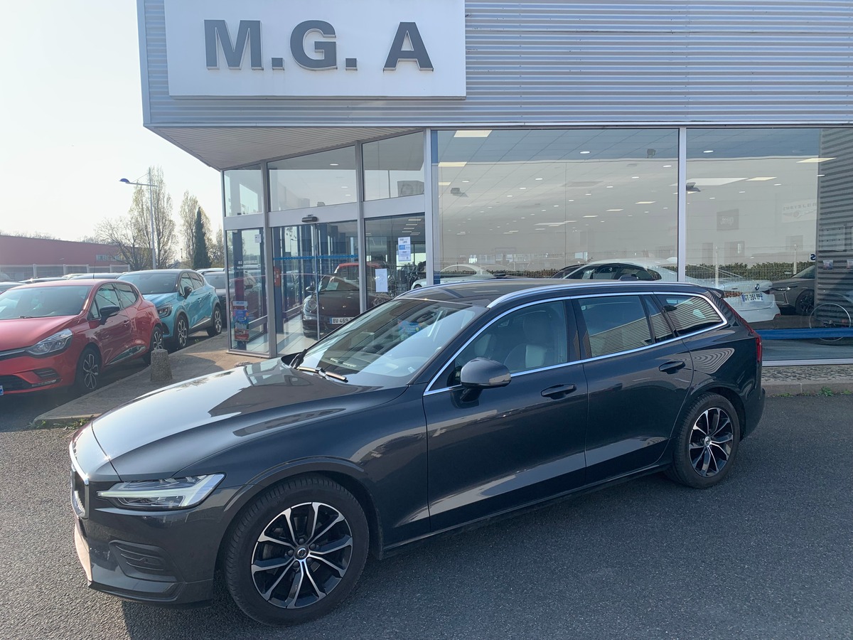 Volvo V60 150 ch | Momentum business | Caméra de recul | Avertisseur Angles Morts | Apple car Play