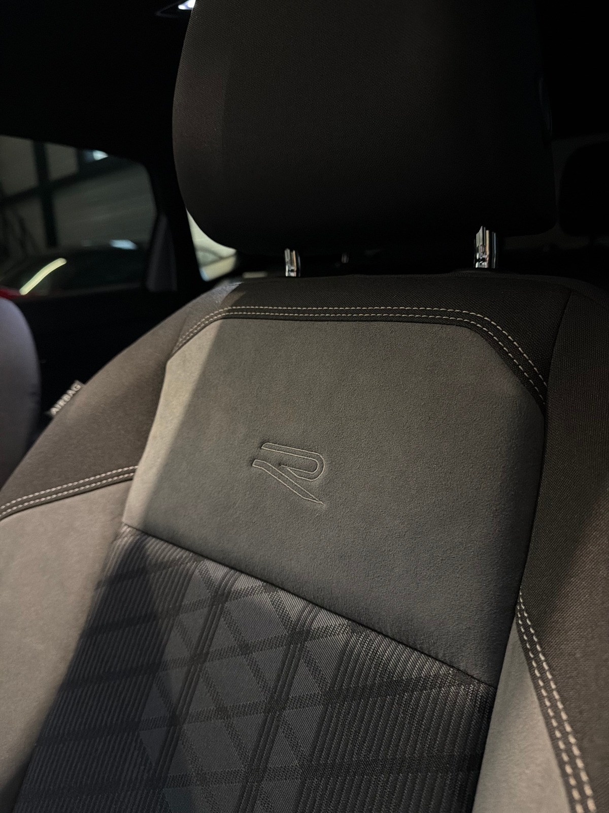 Volkswagen Polo 1.0 TSI 116ch S&S DSG7 R-Line