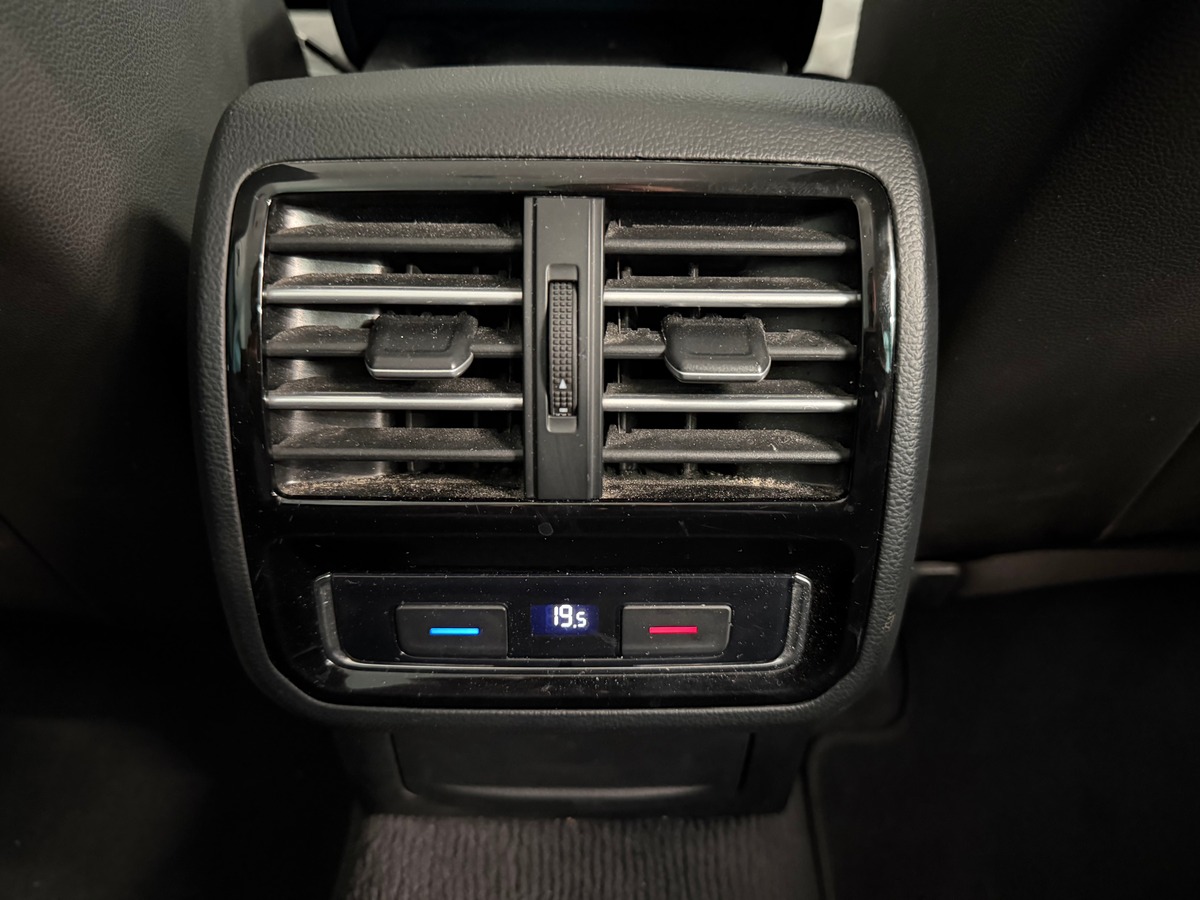 Volkswagen Passat SW Carat 2.0 tdi 150ch DSG Kit Distribution Ok