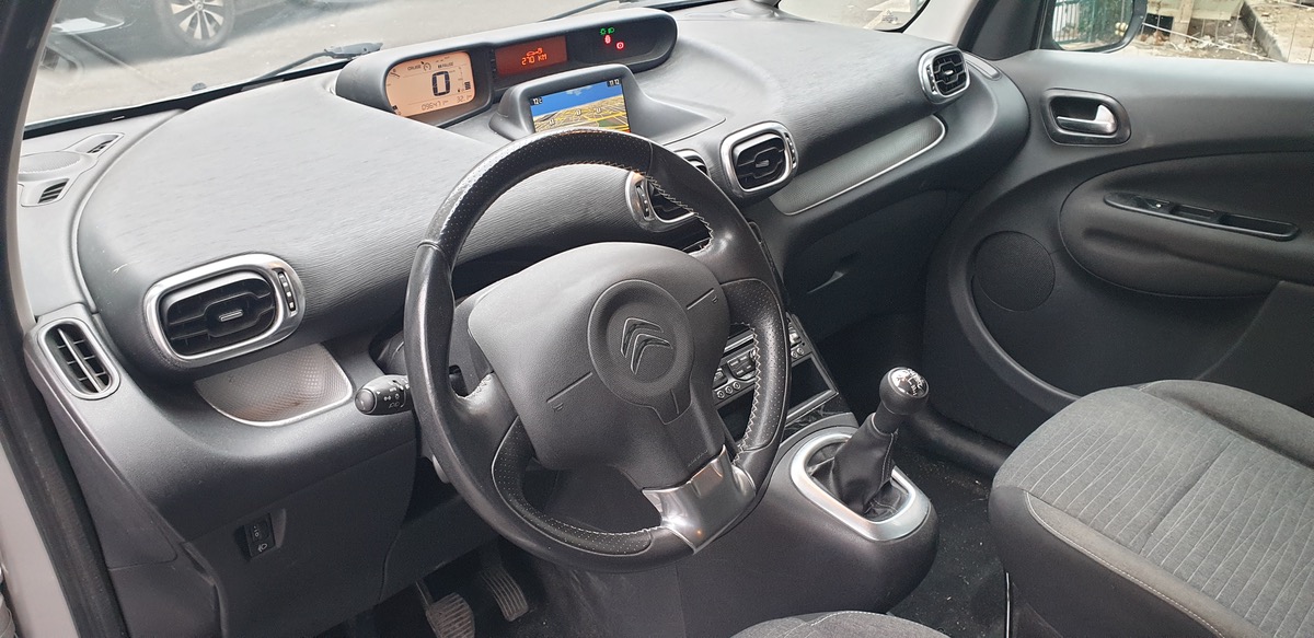 Citroën C3 Picasso 1.2 pure tech 110 BVM Exclusive 1ère main distribution OK