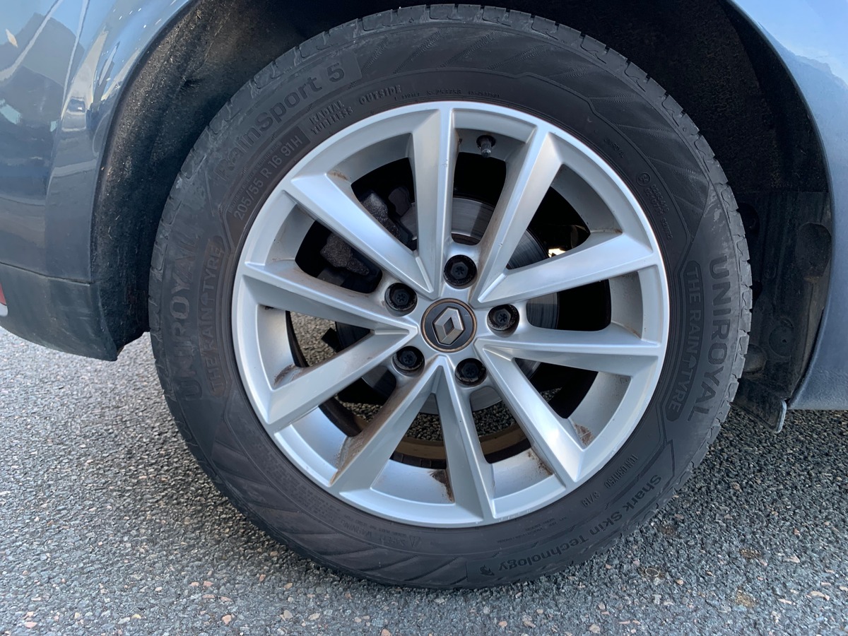 RENAULT Megane IV 110 ch | Business | Régulateur de vitesse | GPS | Boite automatique | Roue secours