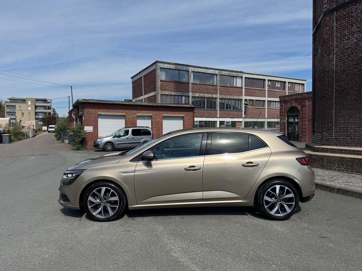 RENAULT Megane IV 1.2 TCe 130 cv iNTENS