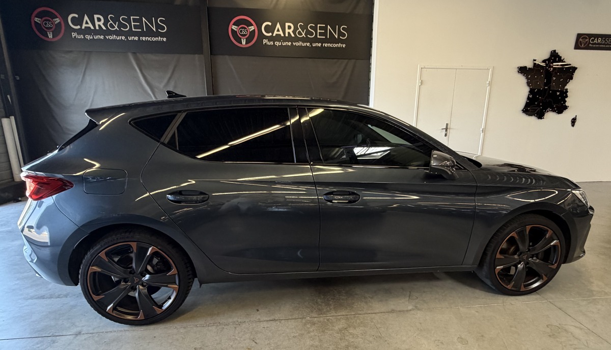 Cupra Leon 1.4 e-Hybrid 245ch VZ / Sièges chauffants / Mode de conduite / Apple CarPlay