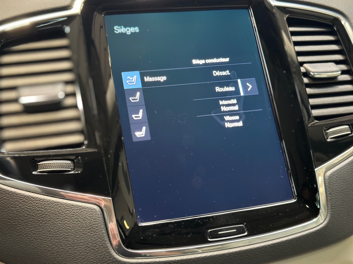 Volvo XC90 T8 Recharge Inscription Luxe AWD - 7 PLACES - 1ère Main - Attelage - FULL OPTIONS