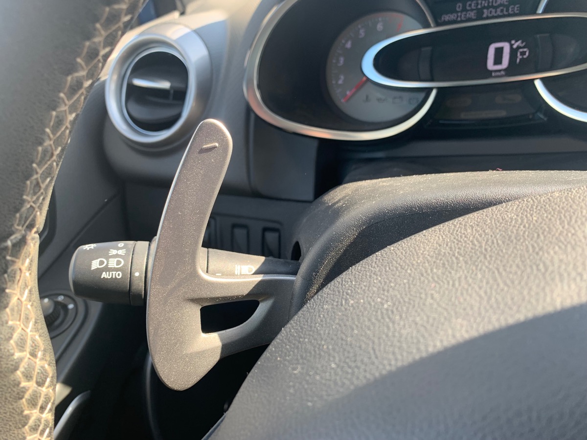 RENAULT Clio IV 120 ch | GT | Dernière vidange à 124924 kms | GPS Cartographique |Toit en verre fixe