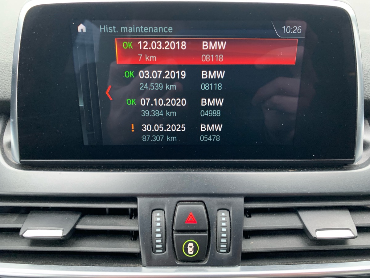 Bmw Série 2 ActiveTourer 136 ch | Luxury | Toit Panoramique | Démarrage sans clé | Hayon électrique