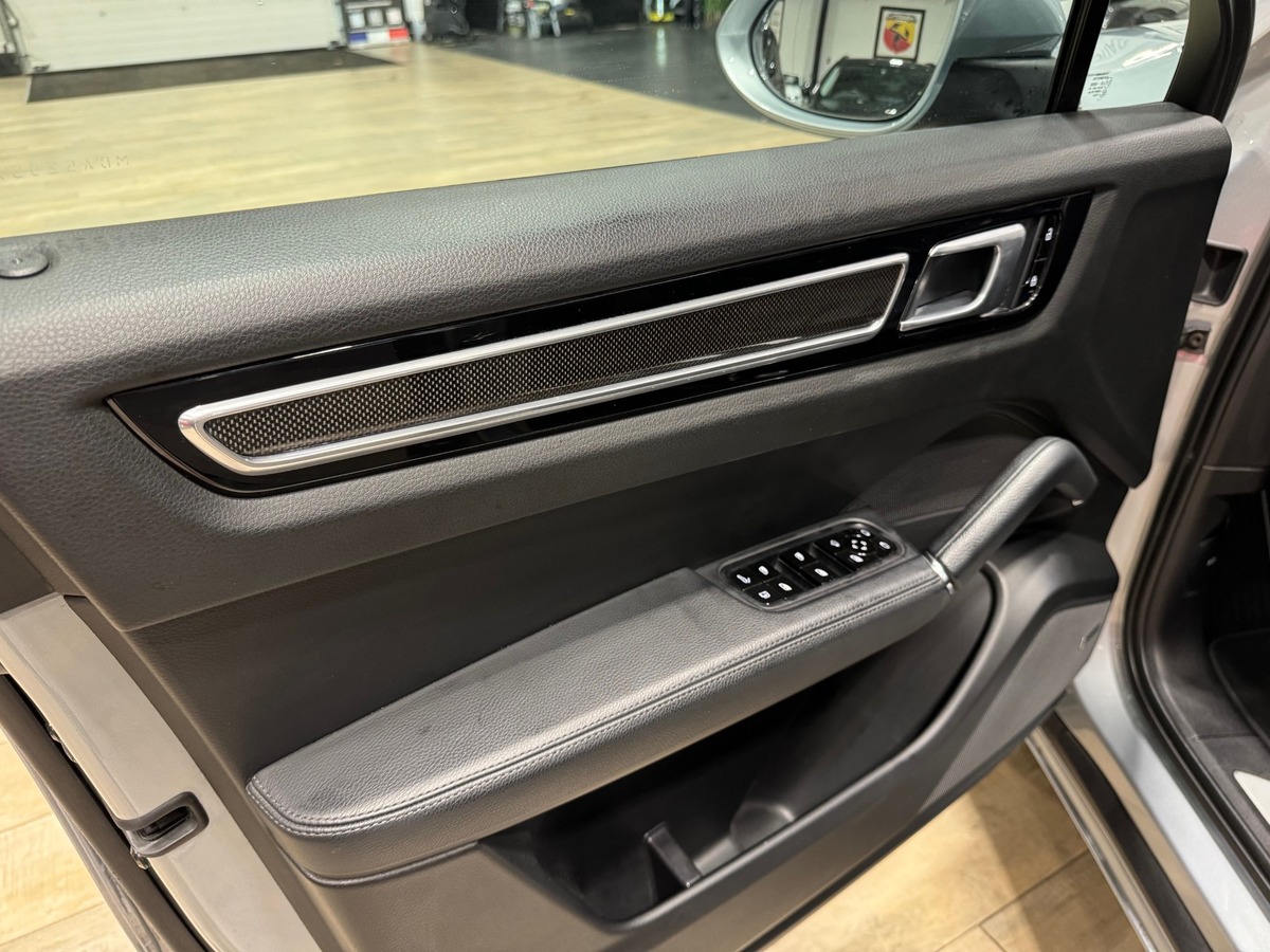 Porsche Cayenne Coupé E-HYBRID 3.0 V6 462 cv  PACK SPORT FULL CARBONE/GT DESIGN/PACK CHRONO+  FR V